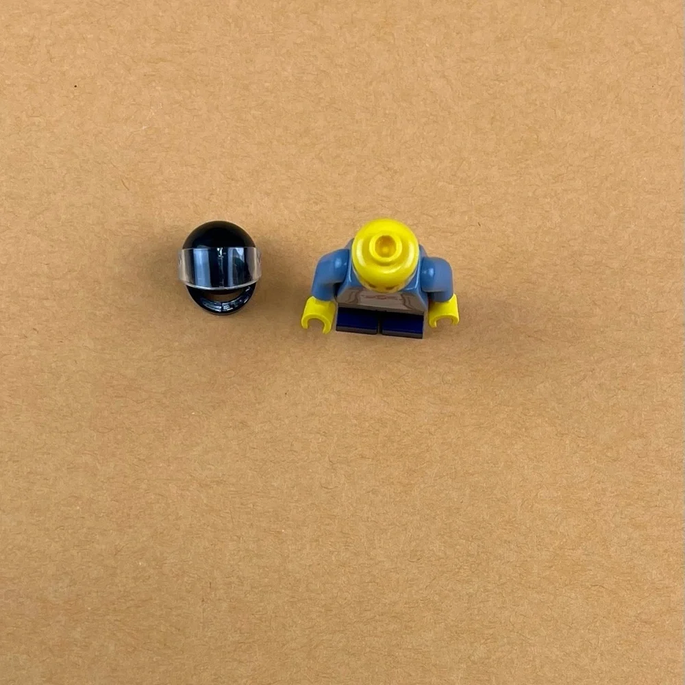 LEGO 1970 Dodge Charger R/T Driver Minifigure- 75893 sc072 2”